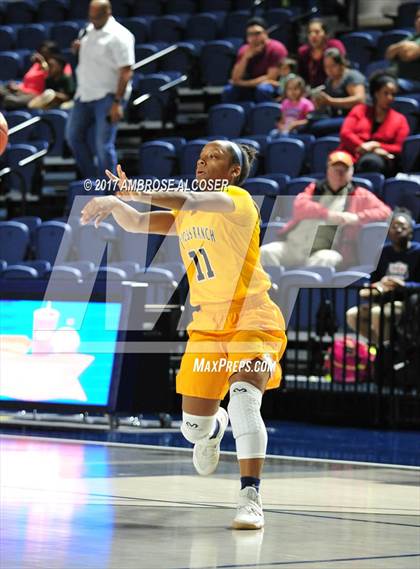 Thumbnail 3 in Cypress Ranch vs. Houston Heights (UIL 6A Bi-District Playoff) photogallery.