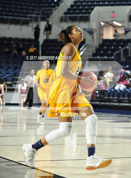 Thumbnail 2 in Cypress Ranch vs. Houston Heights (UIL 6A Bi-District Playoff) photogallery.