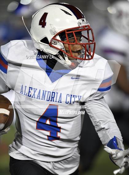 Thumbnail 3 in Alexandria City @ Fairfax (VHSL Class 6 Region First Round) photogallery.