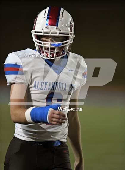 Thumbnail 3 in Alexandria City @ Fairfax (VHSL Class 6 Region First Round) photogallery.