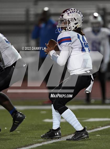 Thumbnail 2 in Alexandria City @ Fairfax (VHSL Class 6 Region First Round) photogallery.