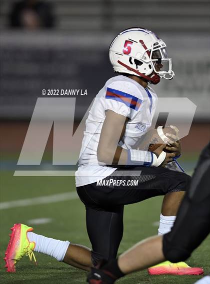 Thumbnail 3 in Alexandria City @ Fairfax (VHSL Class 6 Region First Round) photogallery.
