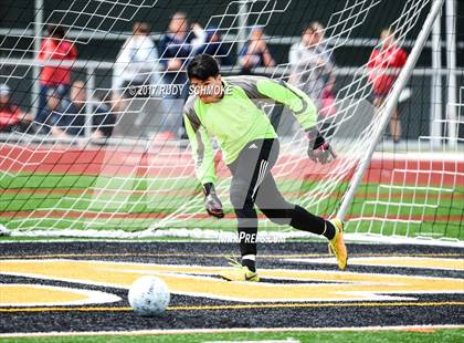 Thumbnail 2 in Holtville vs. Crawford (CIF SDS D4 Final) photogallery.