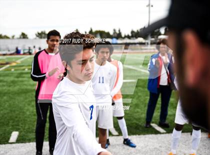 Thumbnail 2 in Holtville vs. Crawford (CIF SDS D4 Final) photogallery.