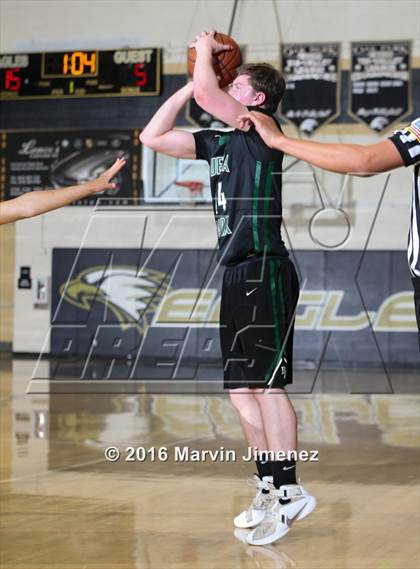 Thumbnail 1 in Buena Park vs. Oak Park photogallery.