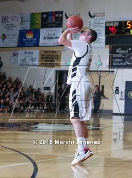 Thumbnail 2 in Buena Park vs. Oak Park photogallery.