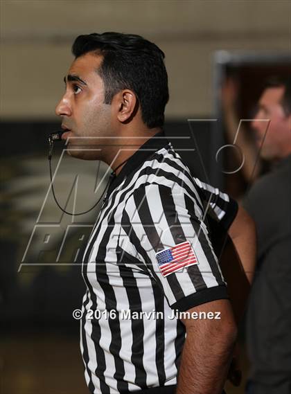 Thumbnail 1 in Buena Park vs. Oak Park photogallery.