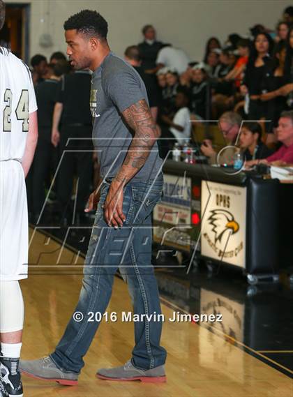 Thumbnail 1 in Buena Park vs. Oak Park photogallery.