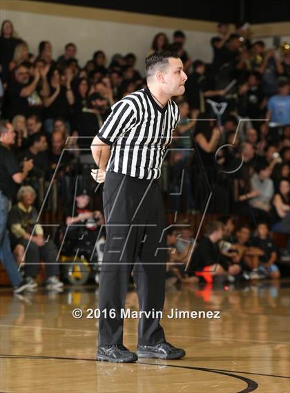 Thumbnail 3 in Buena Park vs. Oak Park photogallery.