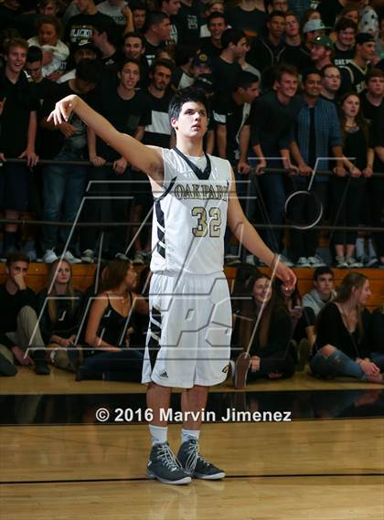Thumbnail 2 in Buena Park vs. Oak Park photogallery.