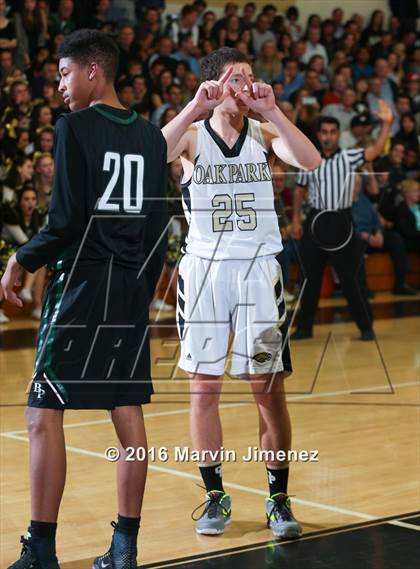 Thumbnail 1 in Buena Park vs. Oak Park photogallery.