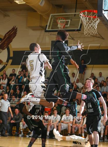 Thumbnail 1 in Buena Park vs. Oak Park photogallery.
