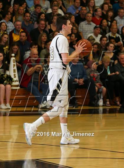 Thumbnail 1 in Buena Park vs. Oak Park photogallery.