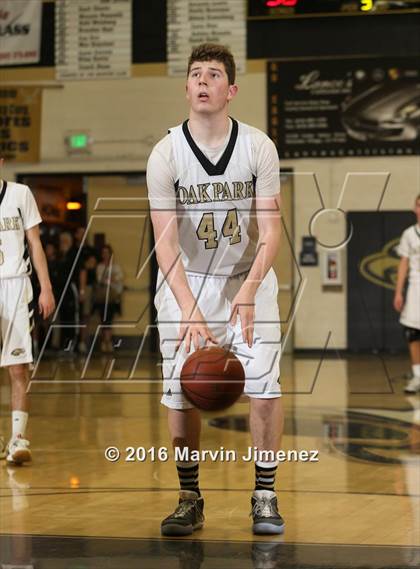 Thumbnail 3 in Buena Park vs. Oak Park photogallery.