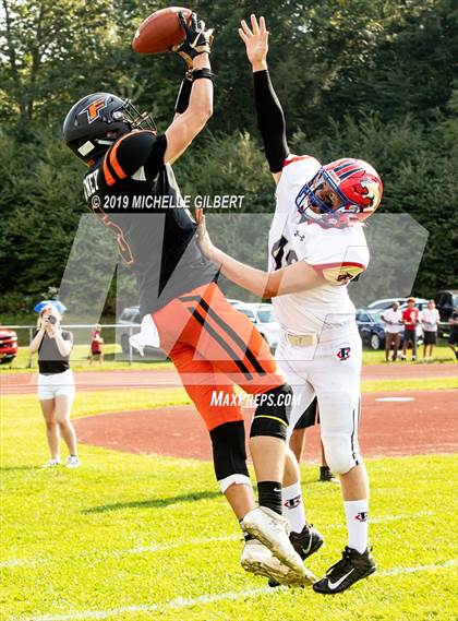 Thumbnail 2 in Fredonia @ Falconer/Cassadaga Valley photogallery.