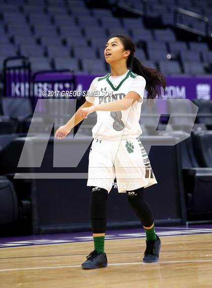 Thumbnail 3 in Mesa Verde vs. Ponderosa photogallery.