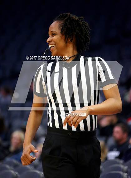 Thumbnail 1 in Mesa Verde vs. Ponderosa photogallery.