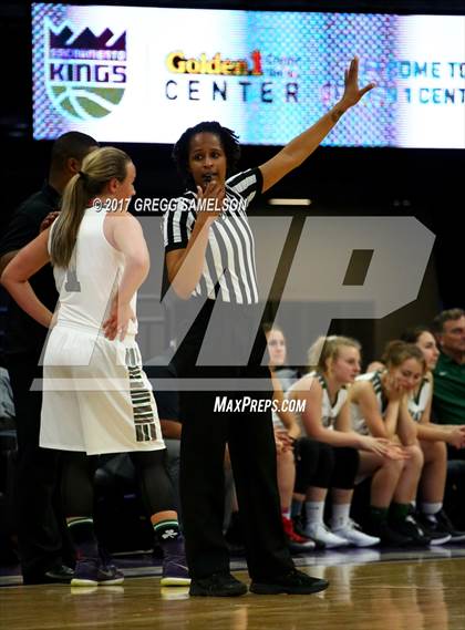 Thumbnail 2 in Mesa Verde vs. Ponderosa photogallery.