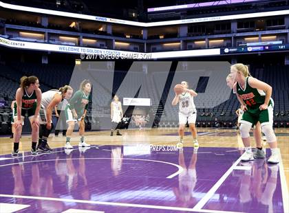 Thumbnail 3 in Mesa Verde vs. Ponderosa photogallery.