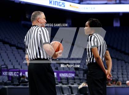 Thumbnail 1 in Mesa Verde vs. Ponderosa photogallery.