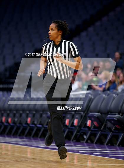 Thumbnail 1 in Mesa Verde vs. Ponderosa photogallery.