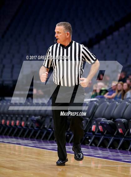Thumbnail 3 in Mesa Verde vs. Ponderosa photogallery.