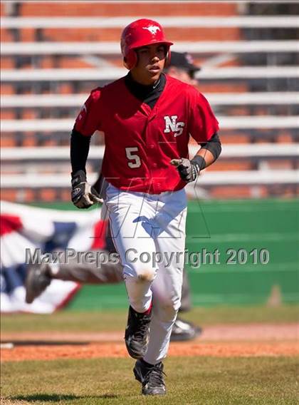 Thumbnail 2 in Austin vs North Shore (Alvin Tournament) photogallery.