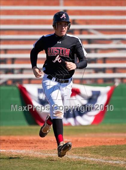 Thumbnail 3 in Austin vs North Shore (Alvin Tournament) photogallery.