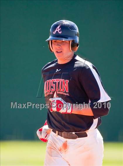 Thumbnail 2 in Austin vs North Shore (Alvin Tournament) photogallery.