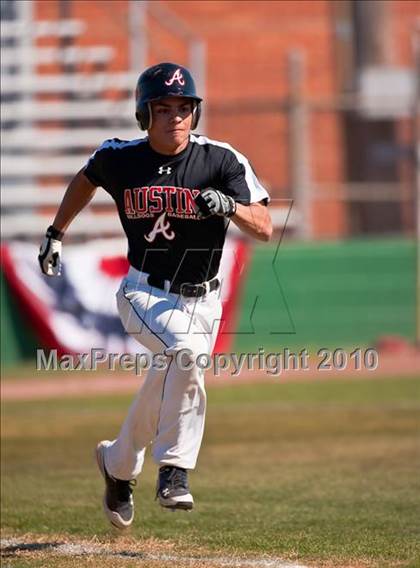 Thumbnail 2 in Austin vs North Shore (Alvin Tournament) photogallery.