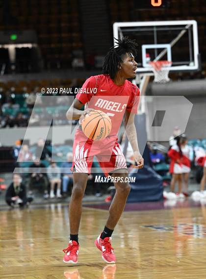 Thumbnail 3 in Denver East vs. Mountain Vista (CHSAA 6A Final 4) photogallery.