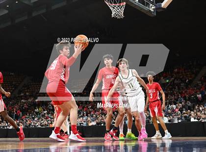 Thumbnail 3 in Denver East vs. Mountain Vista (CHSAA 6A Final 4) photogallery.