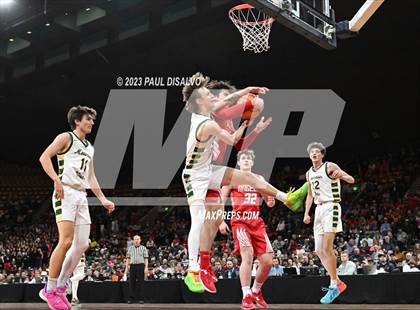 Thumbnail 1 in Denver East vs. Mountain Vista (CHSAA 6A Final 4) photogallery.