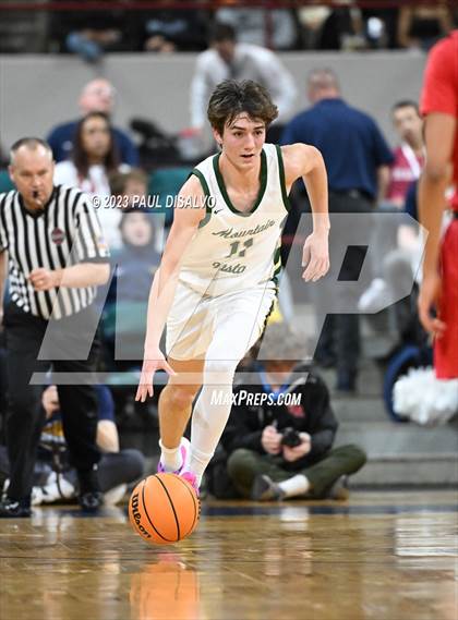 Thumbnail 2 in Denver East vs. Mountain Vista (CHSAA 6A Final 4) photogallery.