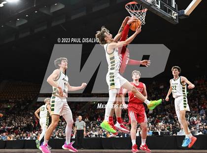 Thumbnail 2 in Denver East vs. Mountain Vista (CHSAA 6A Final 4) photogallery.