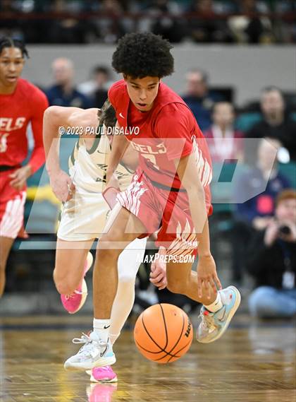 Thumbnail 3 in Denver East vs. Mountain Vista (CHSAA 6A Final 4) photogallery.