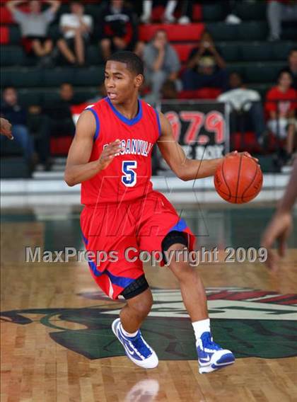 Thumbnail 2 in Bellaire vs Duncanville (Texas Jamboree) photogallery.