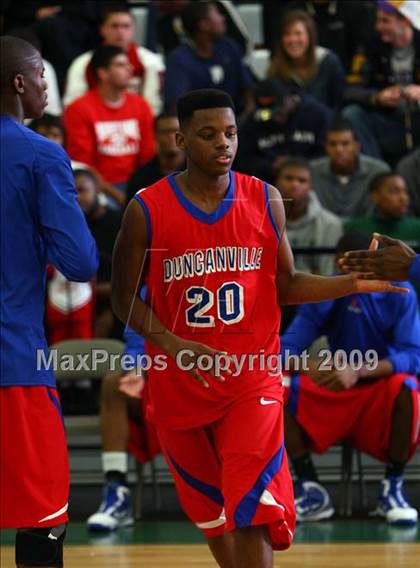 Thumbnail 3 in Bellaire vs Duncanville (Texas Jamboree) photogallery.