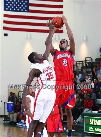 Thumbnail 2 in Bellaire vs Duncanville (Texas Jamboree) photogallery.