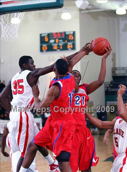 Thumbnail 2 in Bellaire vs Duncanville (Texas Jamboree) photogallery.