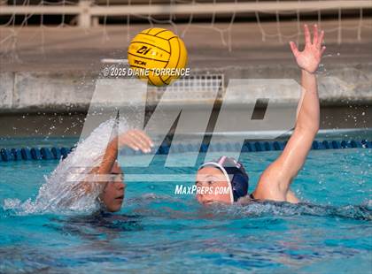 Thumbnail 2 in Corona del Mar vs San Marcos (Bill Barnett Holiday Cup) photogallery.