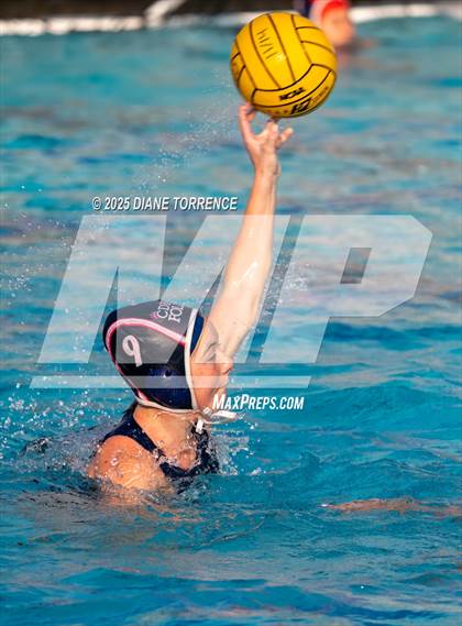 Thumbnail 2 in Corona del Mar vs San Marcos (Bill Barnett Holiday Cup) photogallery.