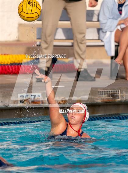 Thumbnail 1 in Corona del Mar vs San Marcos (Bill Barnett Holiday Cup) photogallery.