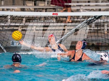 Thumbnail 3 in Corona del Mar vs San Marcos (Bill Barnett Holiday Cup) photogallery.
