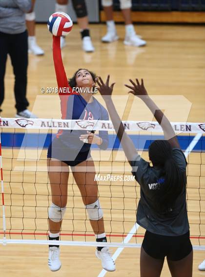 Thumbnail 2 in Boyd @ Plano West photogallery.