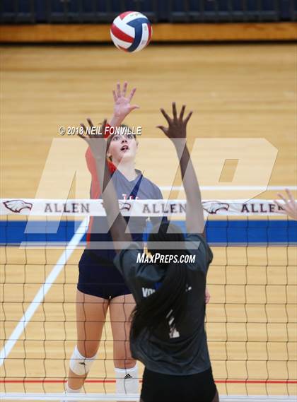 Thumbnail 1 in Boyd @ Plano West photogallery.