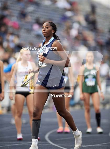 Thumbnail 2 in FHSAA 2A Finals (Awards) photogallery.