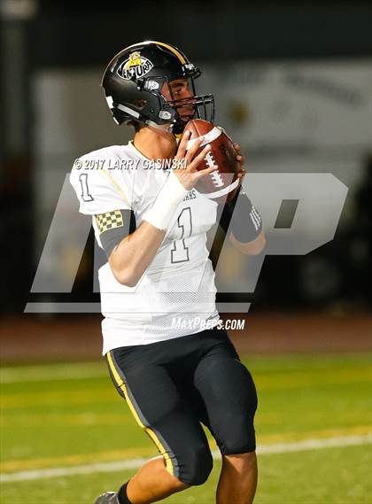 Thumbnail 2 in Hart vs. Ventura photogallery.