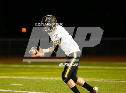 Thumbnail 1 in Hart vs. Ventura photogallery.