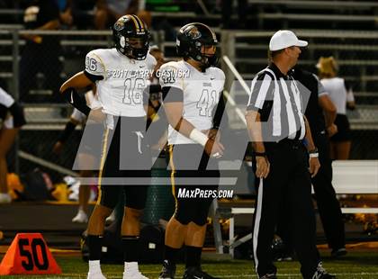 Thumbnail 1 in Hart vs. Ventura photogallery.